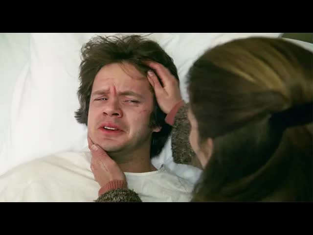 烧脑悬疑片：全片都在发生难以理解的事，最后给出了最完美的解释