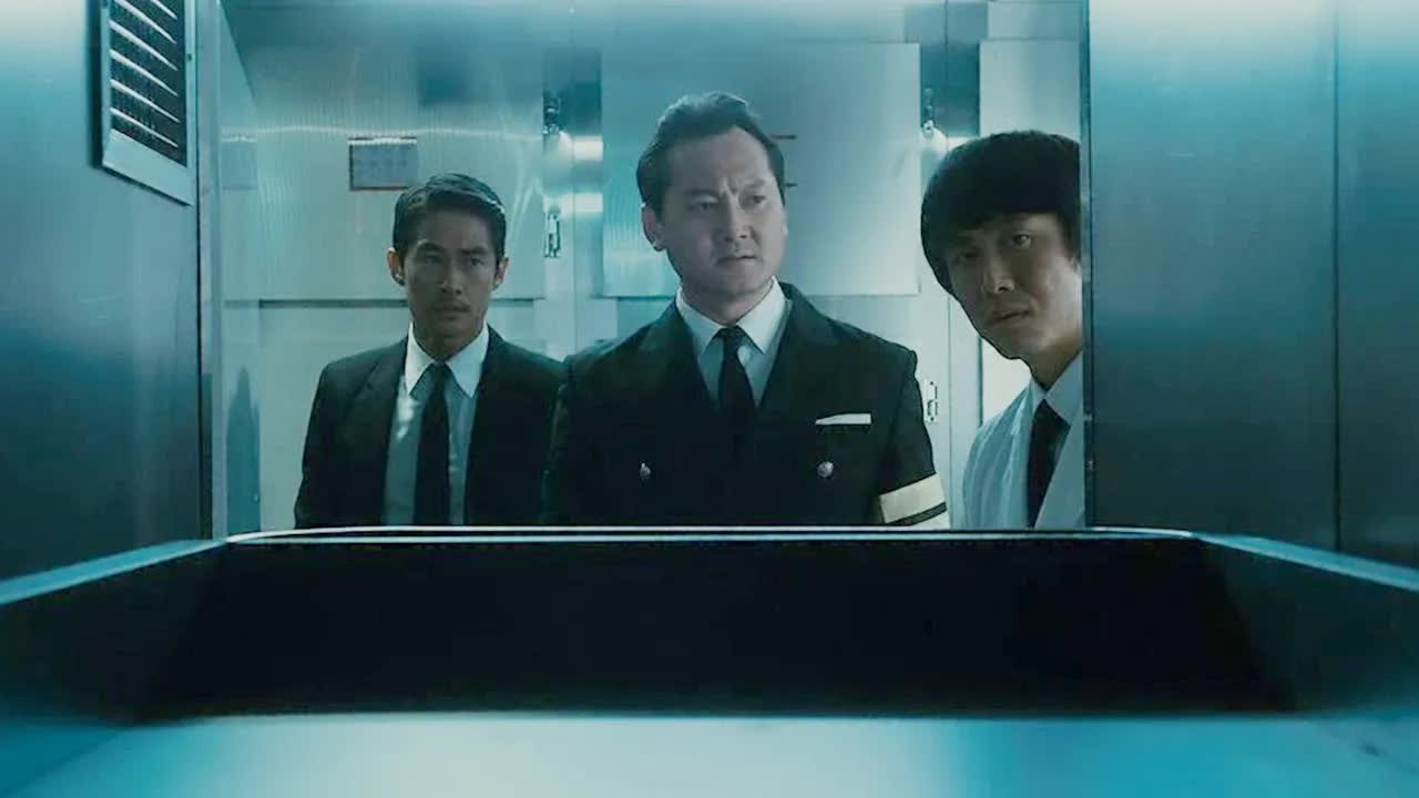 太平间里的富翁尸体，价值3000亿，却无人敢认领！