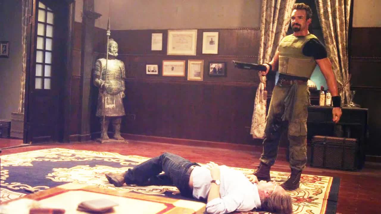 顶级特种兵被骗，为一个&ldquo;腰子&rdquo;，横扫50个雇佣兵！