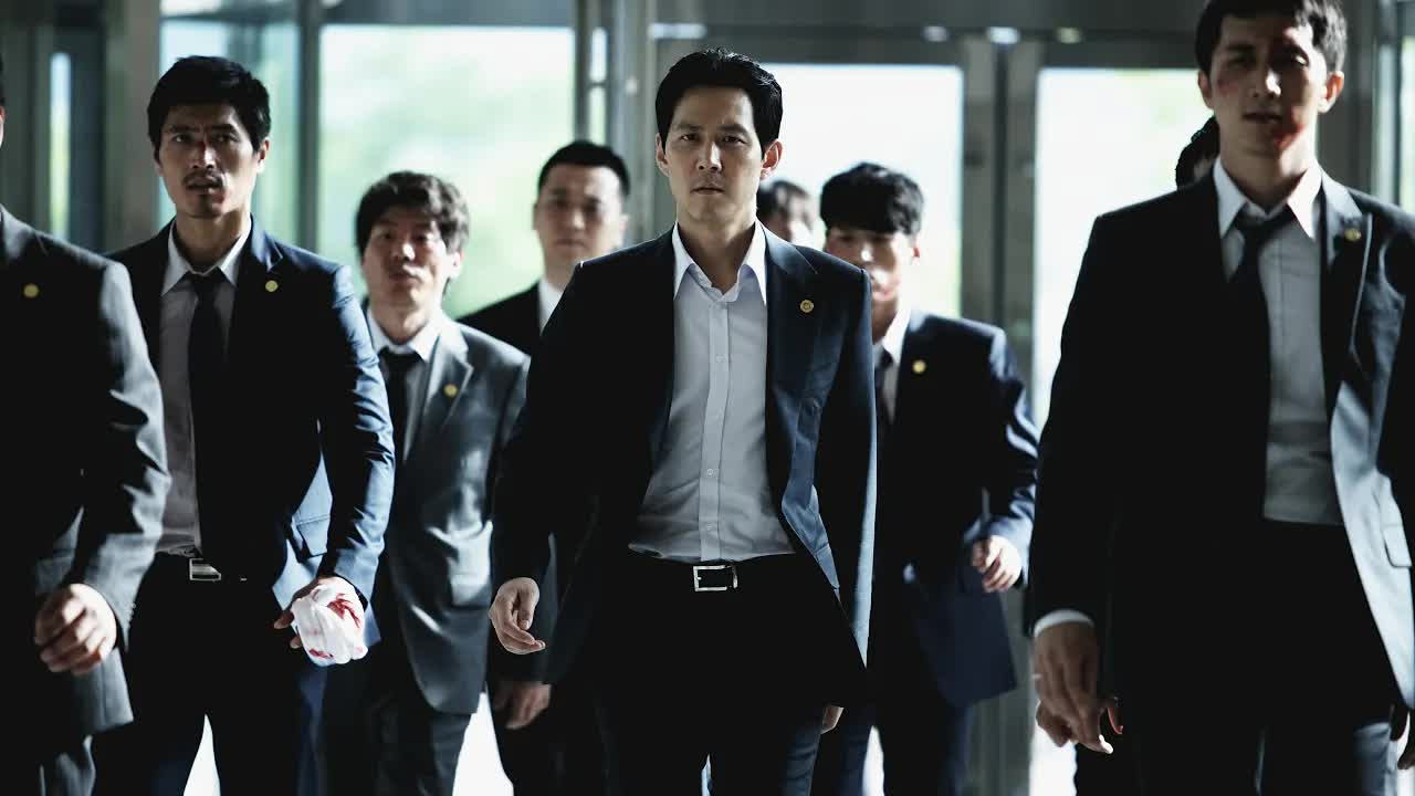 就凭你敢称韩国版&ldquo;无间道&rdquo;？还真敢！亚洲排第二的黑帮片《新世界》