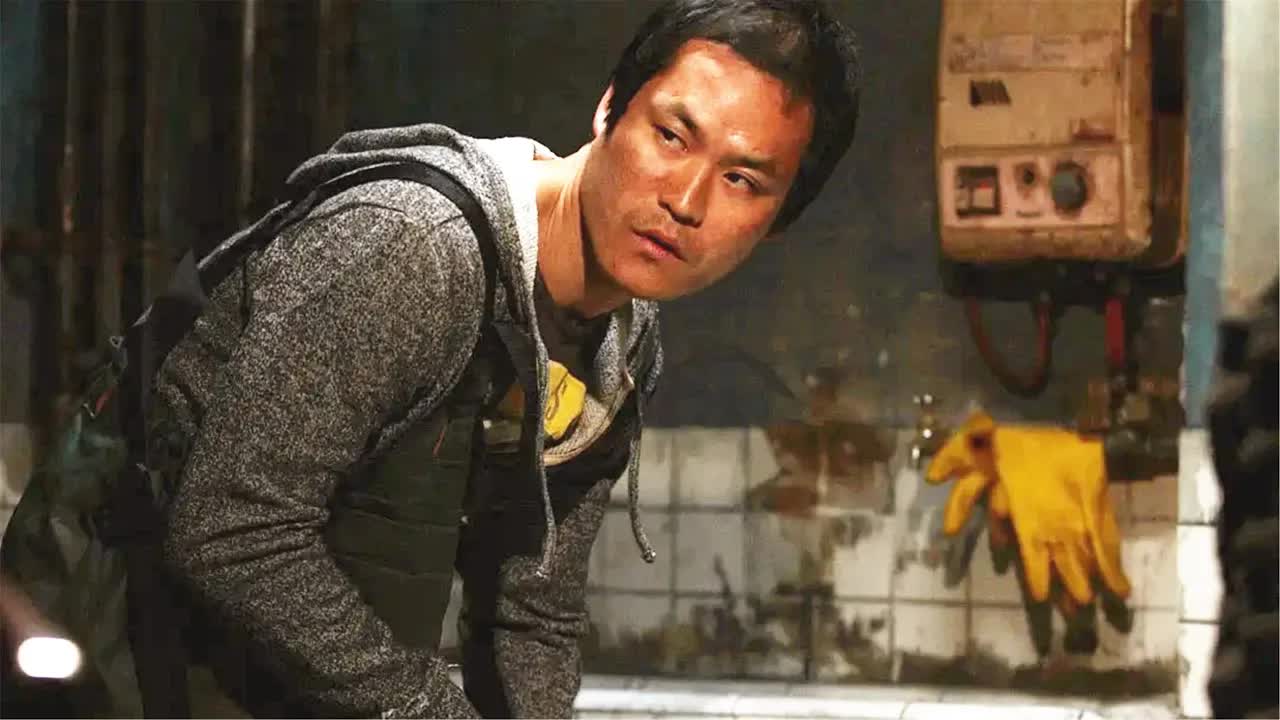 男子在家杀人分尸，却因为大量用水，被居委会大妈怀疑！