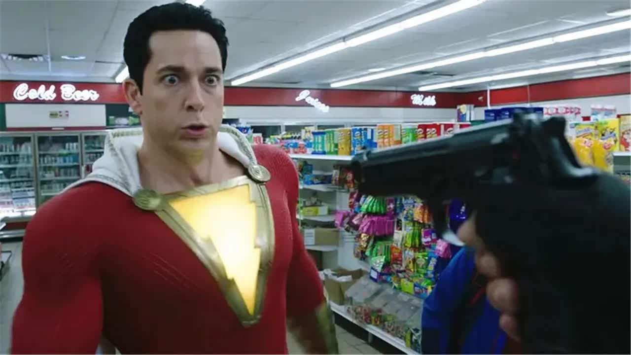 最&ldquo;沙雕&rdquo;的超级英雄，拥有无敌强大的超能力，却办着让人蠢哭的事！