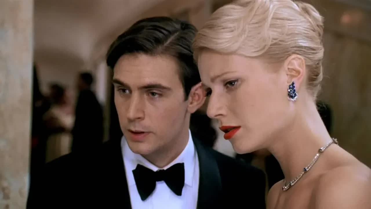 窮屌絲迷上高富帥的奢侈生活，为達到目的不擇手段！《天才瑞普利》